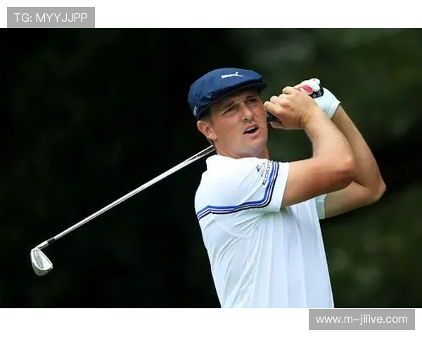 百慕大锦标赛皇家港口球场开打,联邦快递杯秋季赛进入关键决胜时刻 百慕大锦标赛皇家港口球场开打,联邦快递杯秋季赛进入关键决胜时刻